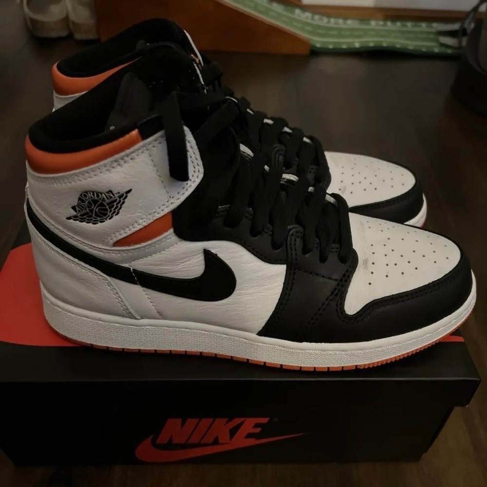 Jordan 1 high electro orange